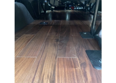 Sàn gỗ tự nhiên cho xe ô tô